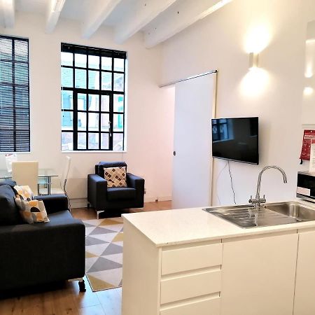 Leather Lane Serviced Apartments Лондон Екстер'єр фото