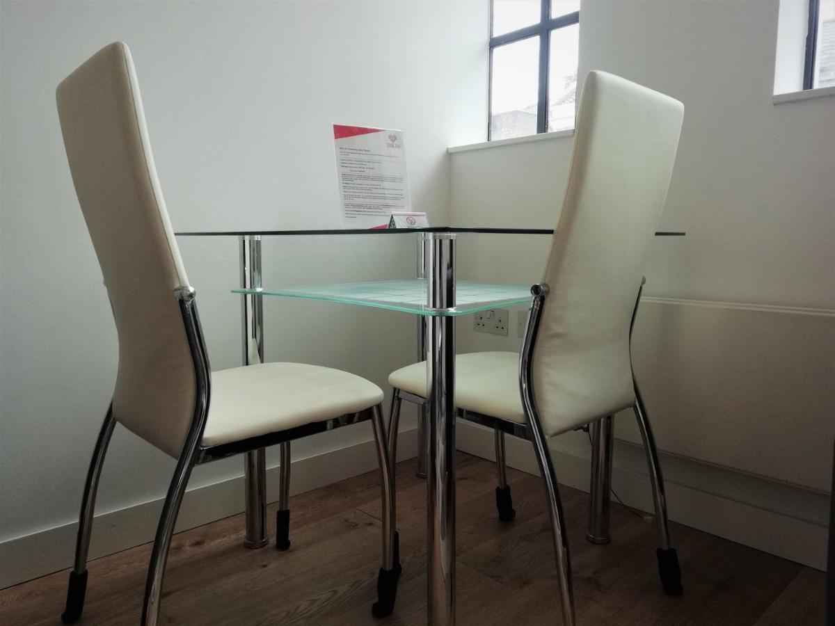 Leather Lane Serviced Apartments Лондон Екстер'єр фото