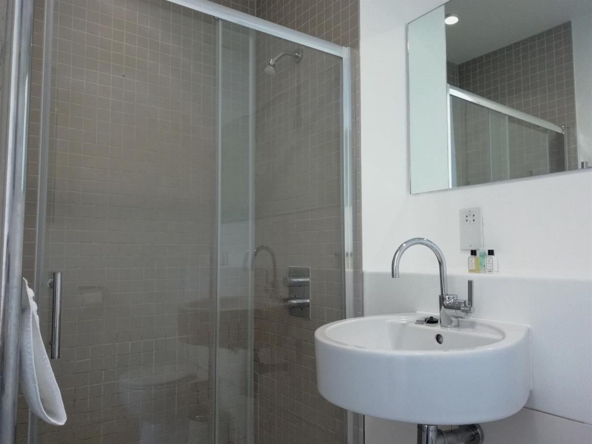 Leather Lane Serviced Apartments Лондон Екстер'єр фото