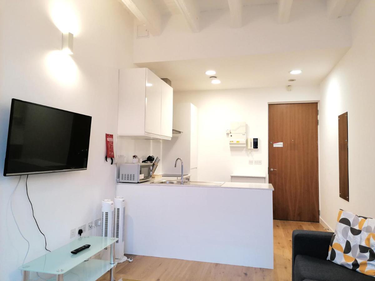 Leather Lane Serviced Apartments Лондон Екстер'єр фото