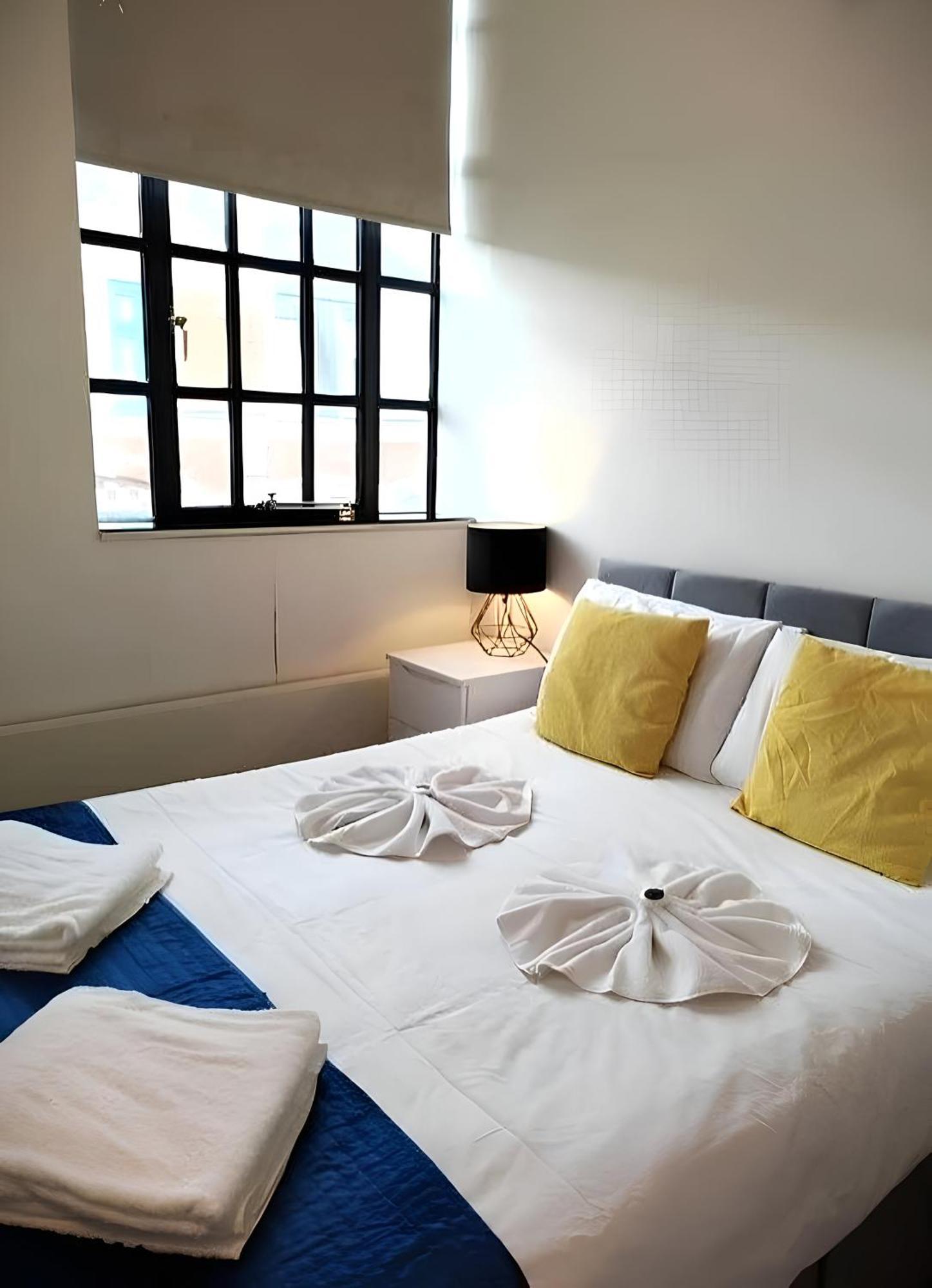 Leather Lane Serviced Apartments Лондон Екстер'єр фото